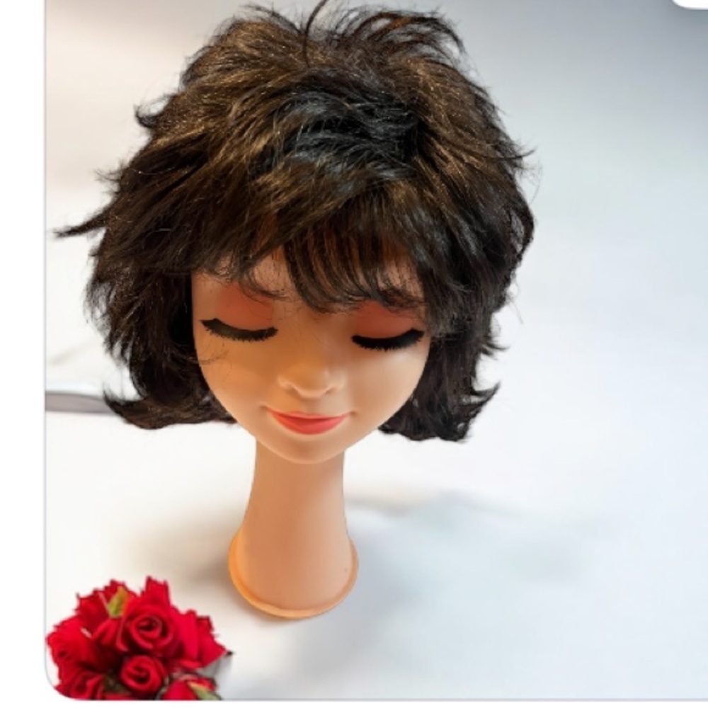NORIKO Mason Wig Short Synthetic Wig. Mixed layers beveled ends Color Espresso